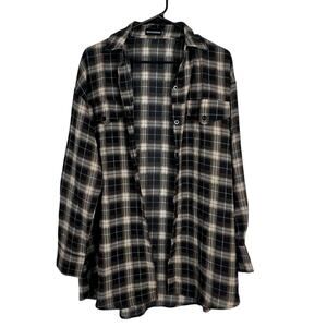 PrettyLittleThing Oversized Plaid Flannel Button Down Shirt Women’s US 4
